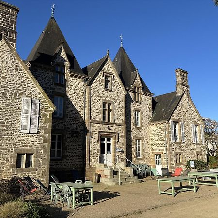Chateau Du Bourg Saint-Denis-de-Gastines エクステリア 写真