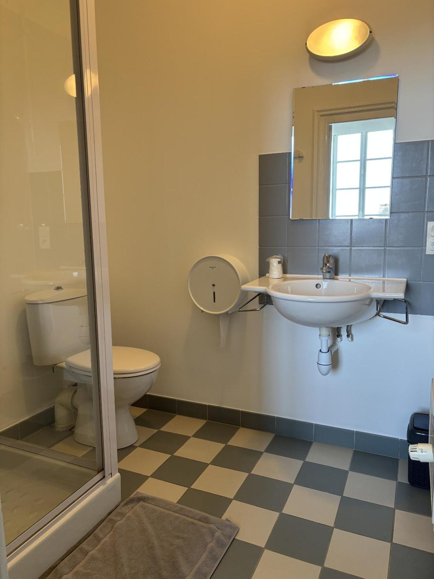 Chateau Du Bourg Saint-Denis-de-Gastines 部屋 写真
